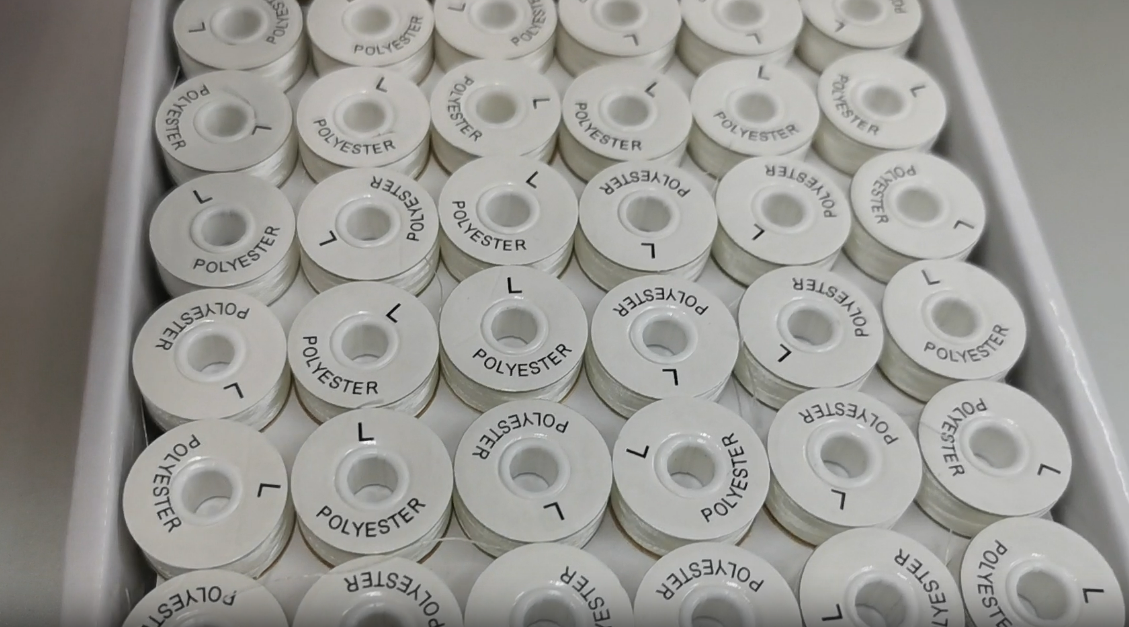 Gunold Pre wound Bobbin Threads Box of 144pcs - Bobby FIL 110L (White)