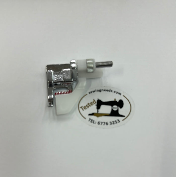 JANOME
EDGE GUIDE FOOT 202147002