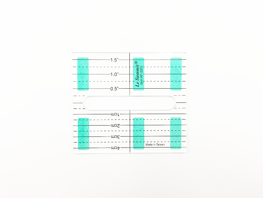 Le Summit Liner Ruler - Quilting Ruler (DS-KF-2201) - Size 88.9 x 101.6 mm