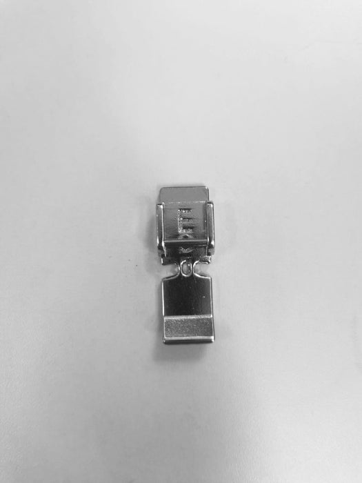 Universal Narrow Zipper Foot E for Janome 9mm