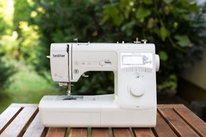 Brother Innovis A16 Sewing Machine, Computer Assisted, Best for Beginners