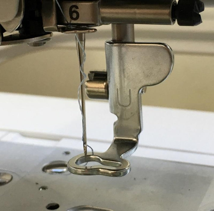 Embroidery Foot - U Foot (Brother Original) Suitable for: Brother NV-800 SERIES For Embroidery Purposes or Quilting Condition: New This foot is used for free motion embroidery, quilting and stippling.