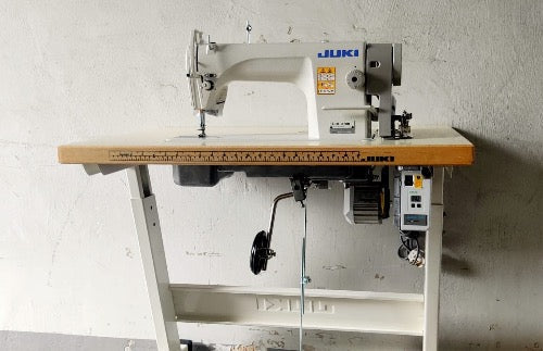 DDL8700 Shorten Table Top | Juki Ultimate sewing machine for Fashion Students, 880mm x 550mm ; Crafters, Alterations and all..... with Servo Motor (Speed Control) 500W With Servo Motor plus Needle Positional