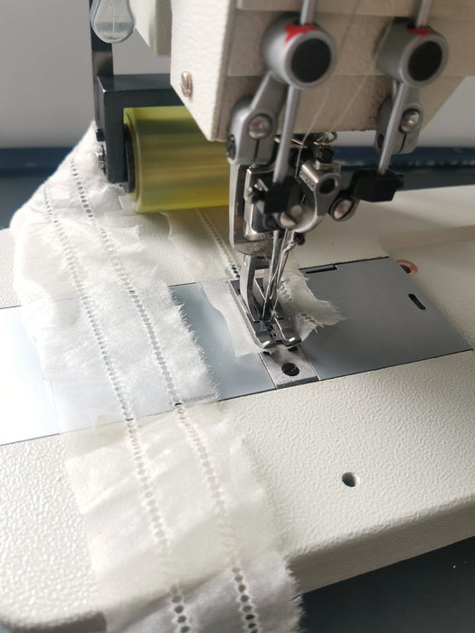 KETOK LOBANG Sewing Machine – Model KL-1721–P