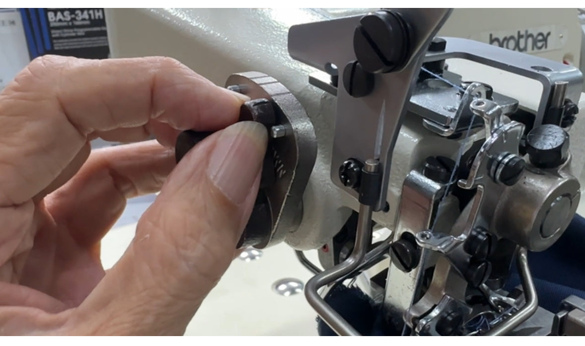 BROTHER JC-9380 : Blind Stitch With Differential Feed Adjuster Lever.