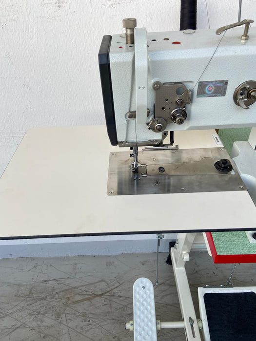 335 -17/01 - PFAFF Cylinder Bed Sewing Machine with Extension Table attached.