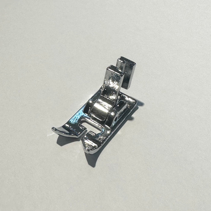 [Zig Zag Foot / Standard Presser foot for Brother / Singer / Juki / Sakura] - [Zig Zag Foot / Standard Presser foot for Brother / Singer / Juki / Sakura] | BanSoon Sewing Machine Singapore - Sewing.sg

