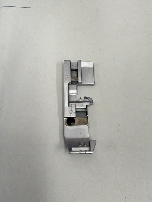 B5001K01A  /  Presser Foot Default