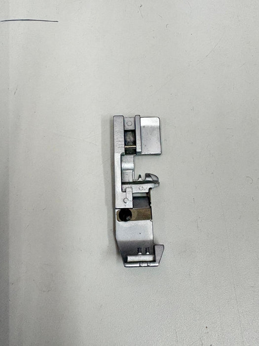 B5001K01A  /  Presser Foot Default