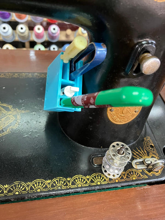 Magnetic Sewing Tool Organizer – Compact Holder for Needles, Screws & Accessories - Ban Soon Sewing Machine Pte Ltd