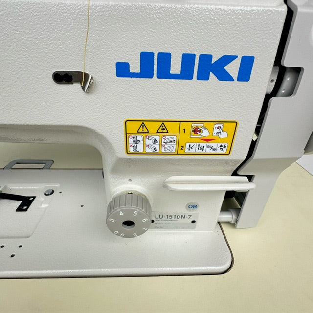 LU1510N70BBZZ / SC922AK / M51 / CP18C Walking Foot Sewing Machine with Servo Motor, Auto Lubrication, Thread Trim, Alternate Foot Lift (DL), M51N High-Torque AC Motor, SC-922AK Control Box, Complete with Tabletop and Stand