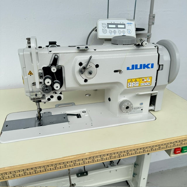 LU1510N70BBZZ / SC922AK / M51 / CP18C Walking Foot Sewing Machine with Servo Motor, Auto Lubrication, Thread Trim, Alternate Foot Lift (DL), M51N High-Torque AC Motor, SC-922AK Control Box, Complete with Tabletop and Stand