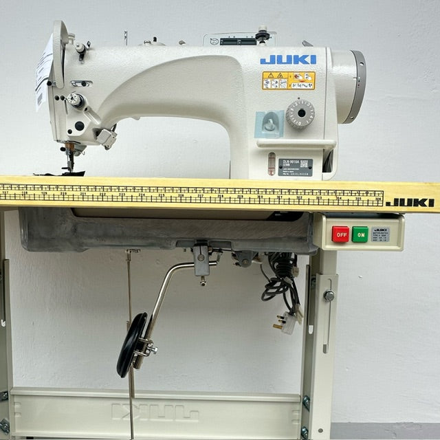 LU1510N70BBZZ / SC922AK / M51 / CP18C Walking Foot Sewing Machine with Servo Motor, Auto Lubrication, Thread Trim, Alternate Foot Lift (DL), M51N High-Torque AC Motor, SC-922AK Control Box, Complete with Tabletop and Stand