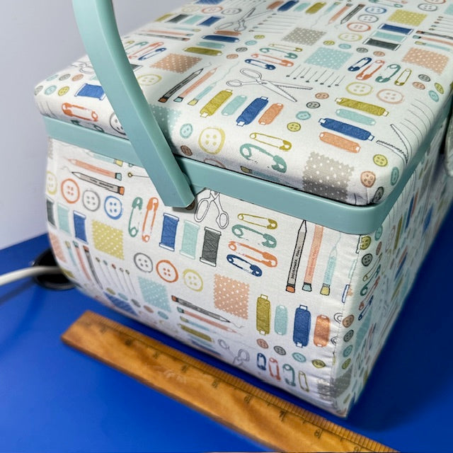 Sewing accessory box CK3321 — Ban Soon Sewing Machine Pte Ltd