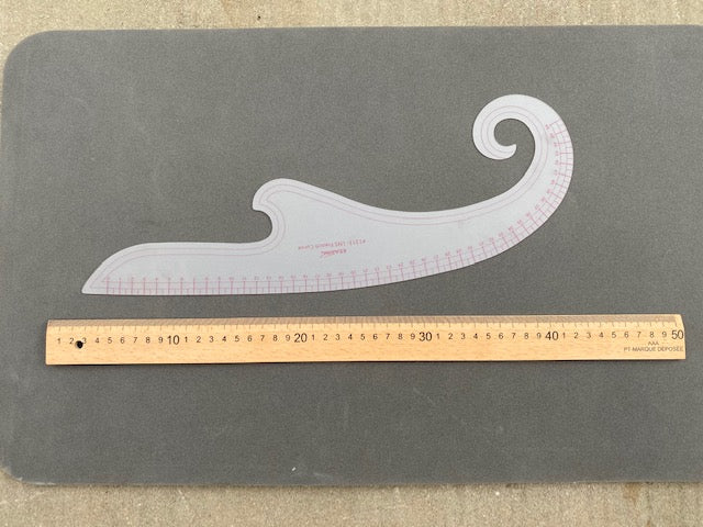 French Curve for drafting, a must have tool for Fashion designer. Art No.: #1311 KEARING