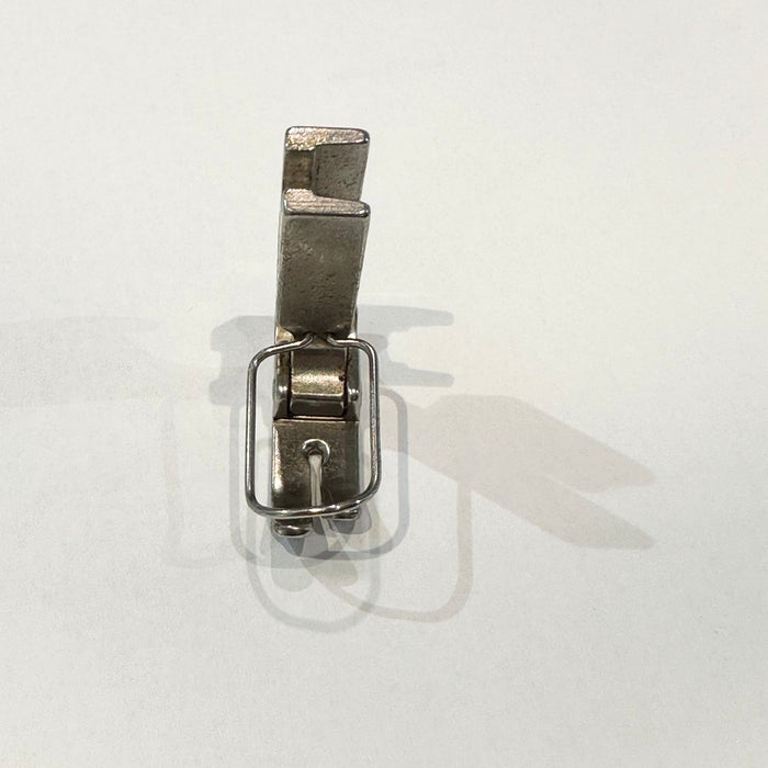 PFAFF 51742 Standard Presser Foot with Finger Guard, Safety Guard for Industrial Machine