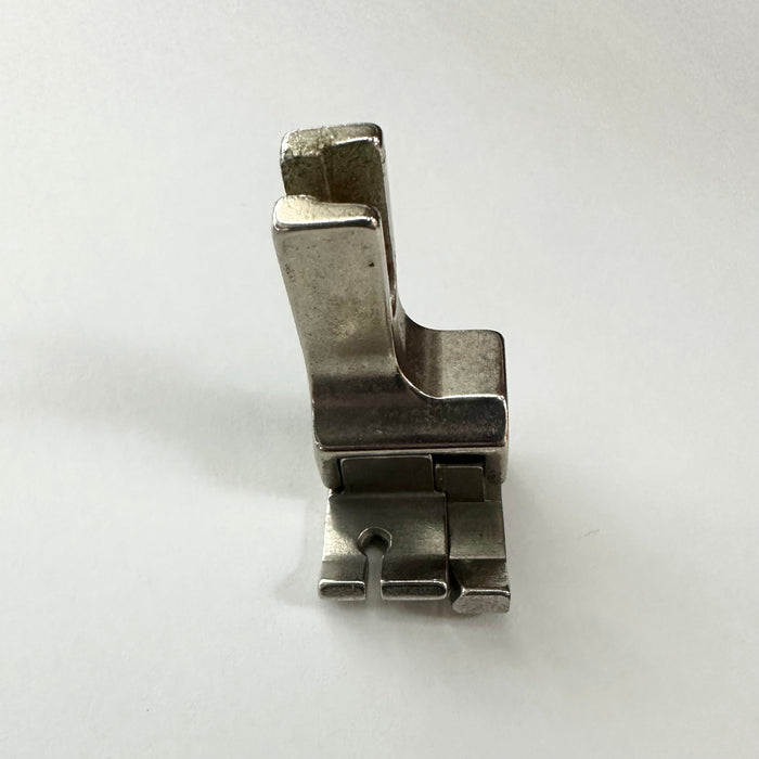 Compensating Foot Right for Industrial Machine 1/4" (6.4mm) | Guided Presser